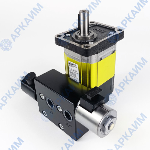 Мотор гидравлический Vivoil 7M4701007 10,8 см3, BSP1/2 ⇄ BSP1/2 реверсивный до 260 бар, 2 гр, вал Ø18, еврофланец Ø36,5 с электромагнитным управлением
