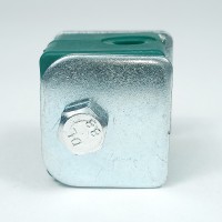 Зажим для трубок и шлангов одинарный ⌀ 6,4 мм / один болт / пластиковая колодка / приварная пластина