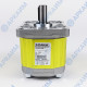 Мотор гидравлический Vivoil 7M4701007 10,8 см3, BSP1/2 ⇄ BSP1/2 реверсивный до 260 бар, 2 гр, вал Ø18, еврофланец Ø36,5 с электромагнитным управлением