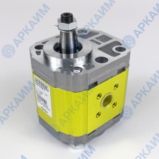 Гидромотор Vivoil X2M4707FRRE (XV-2M/11) 10,8 см3, Ø15 ⇄ Ø15, реверсивный до 260 бар, 2 гр, вал 1:5, Ø17.4, немецкий фланец BH Ø50